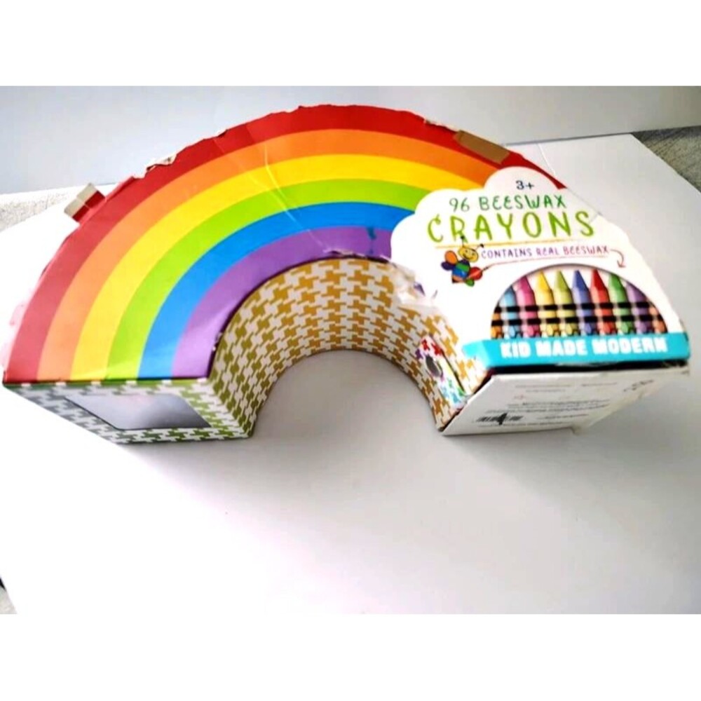 96 Beeswax Crayons Set -Rainbow Arch Box (Damaged Box / 4 Broken Crayons)